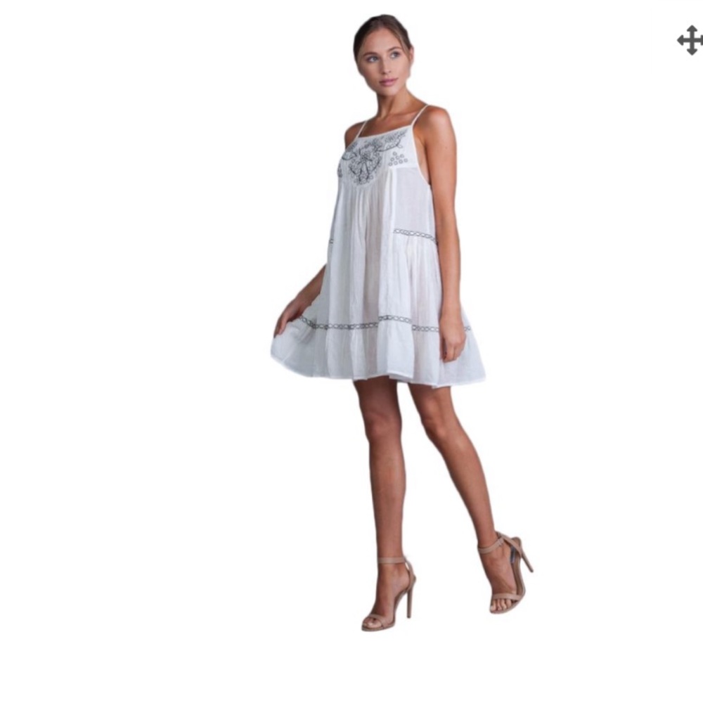 Q&A Cotton Summer Flowy Dress**Small (but flowy) - Picture 4 of 4